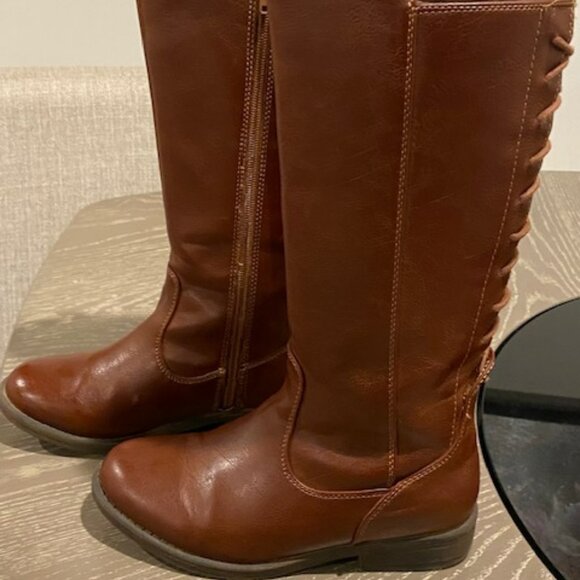 Une8ed Other - Girls unr8ed riding boots brown size 2.5M